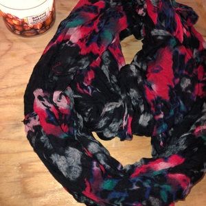 Infinity scarf